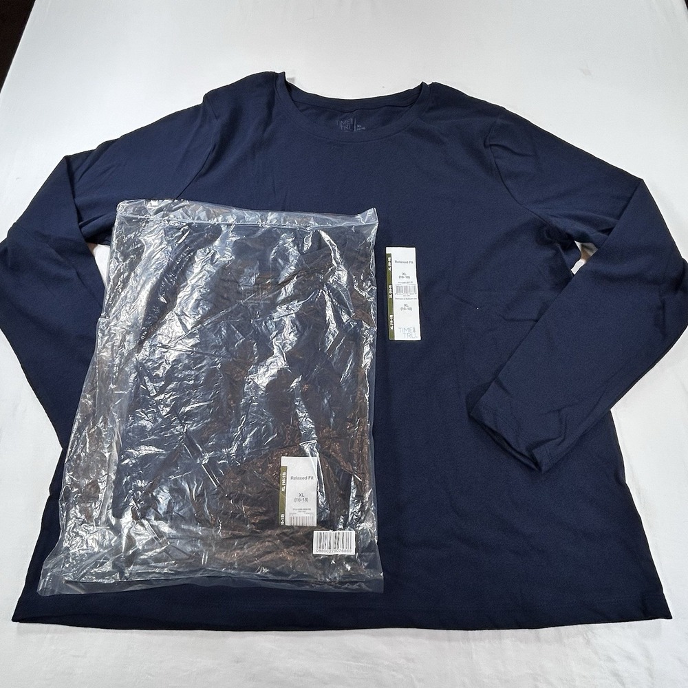 2x Time and Tru Women's Navy XL 14-16 Crew Neck Long Sleeve Relaxed Cotton Shirt